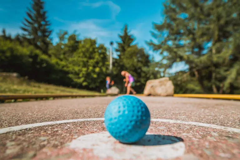 mini golf